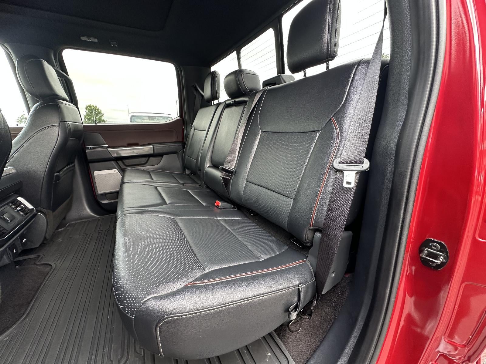 2022 Ford F-150 LARIAT 4WD SuperCrew 5.5' Box
