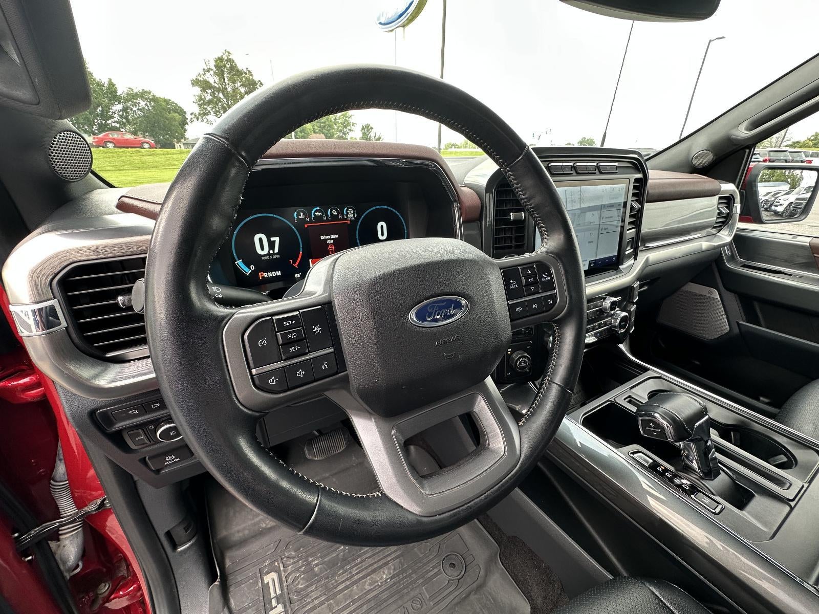 2022 Ford F-150 LARIAT 4WD SuperCrew 5.5' Box