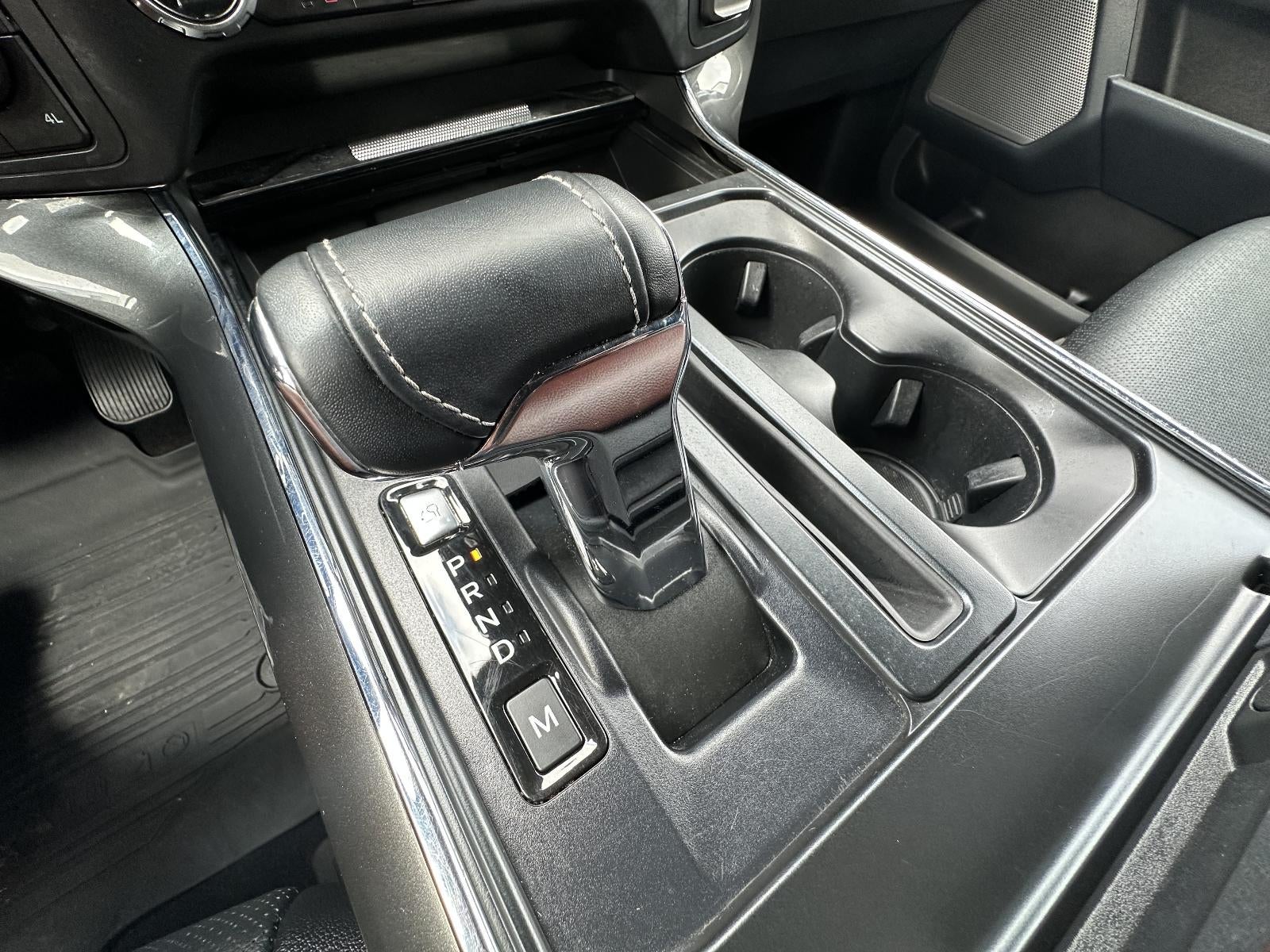2022 Ford F-150 LARIAT 4WD SuperCrew 5.5' Box