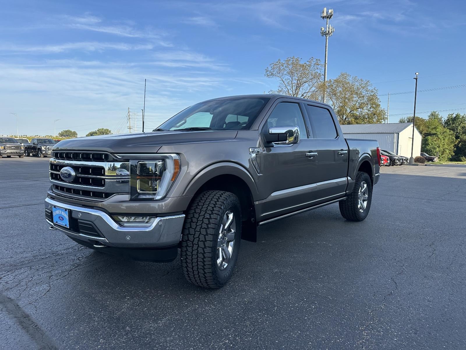 2023 Ford F-150 LARIAT 4WD SuperCrew 5.5' Box