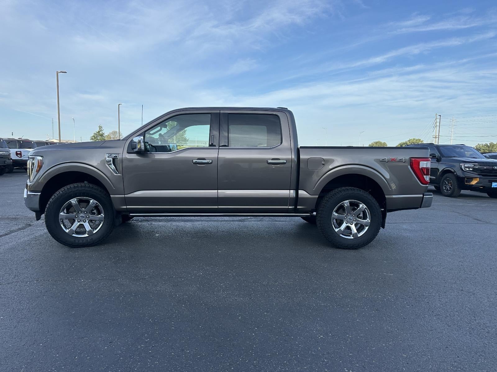 2023 Ford F-150 LARIAT 4WD SuperCrew 5.5' Box