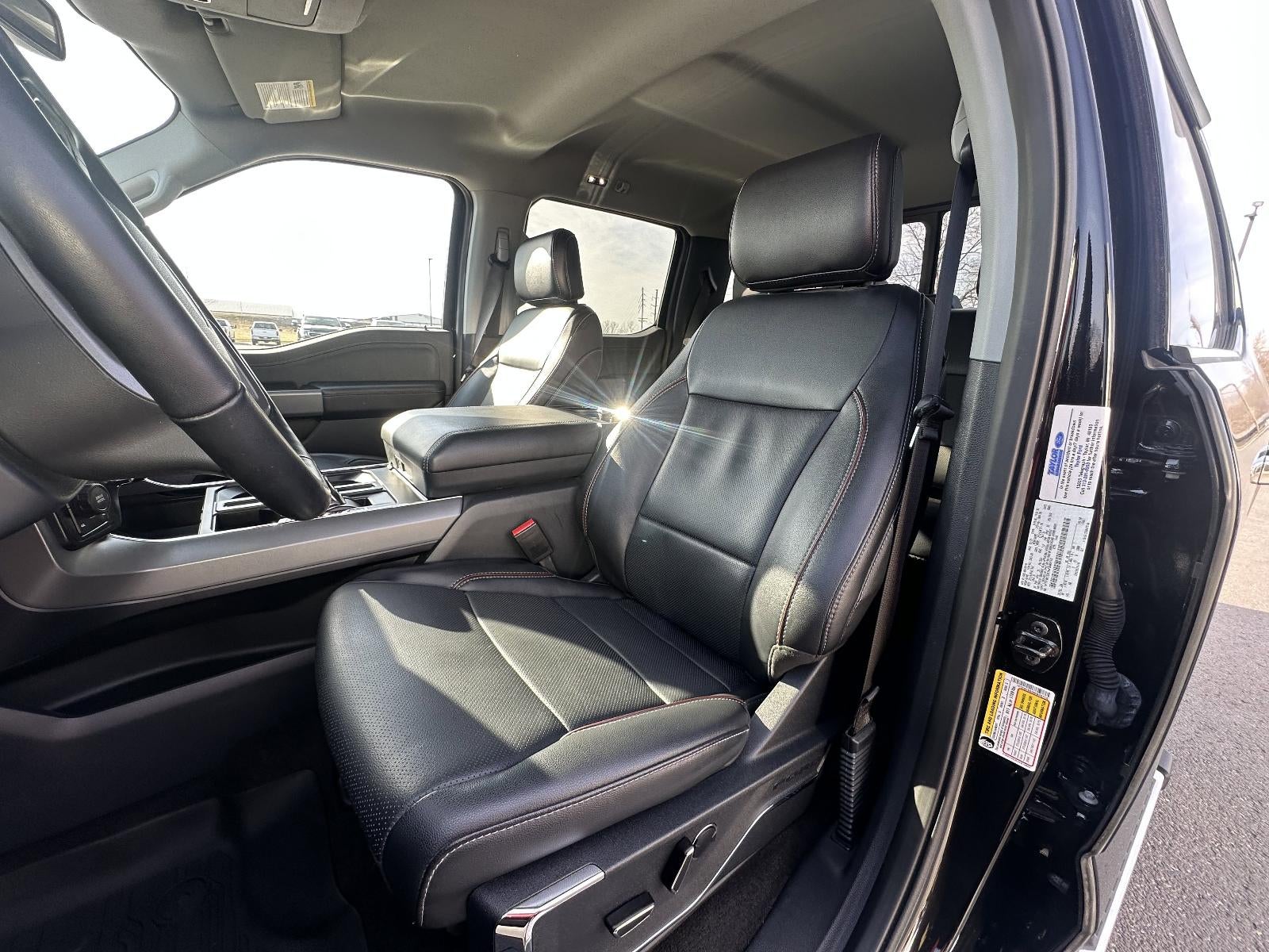 2022 Ford F-150 LARIAT 4WD SuperCrew 5.5' Box