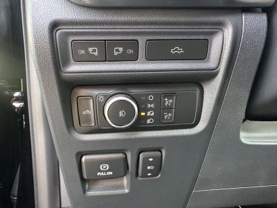 2022 Ford F-150 LARIAT 4WD SuperCrew 5.5' Box