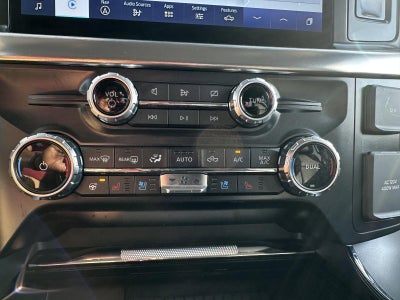 2022 Ford F-150 LARIAT 4WD SuperCrew 5.5' Box