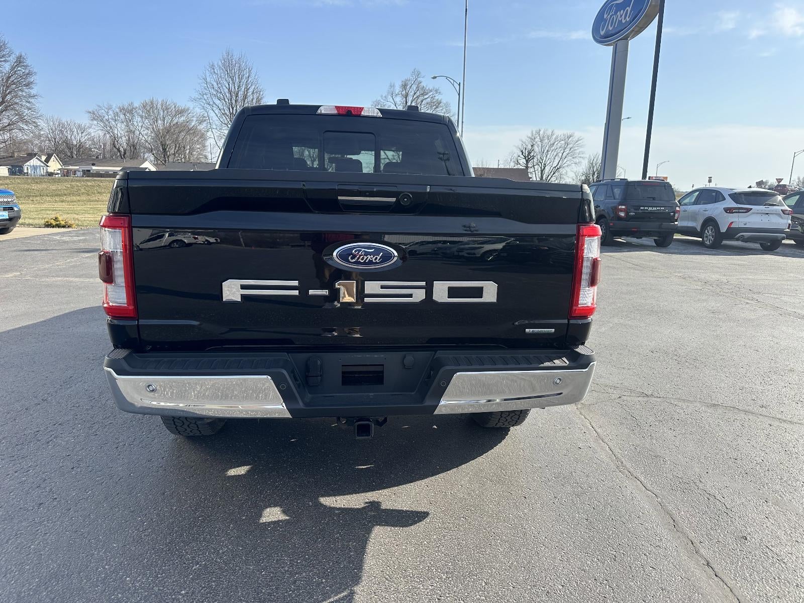 2022 Ford F-150 LARIAT 4WD SuperCrew 5.5' Box