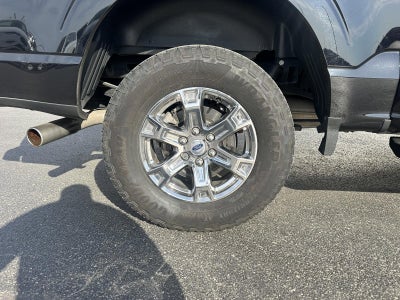 2022 Ford F-150 LARIAT 4WD SuperCrew 5.5' Box