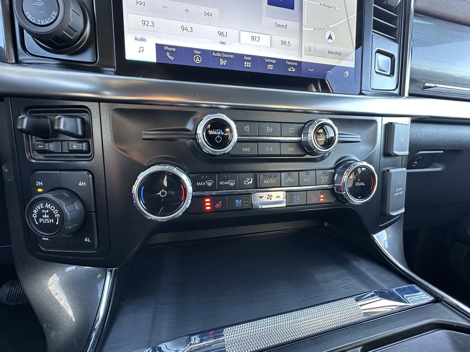 2023 Ford F-150 LARIAT 4WD SuperCrew 5.5' Box