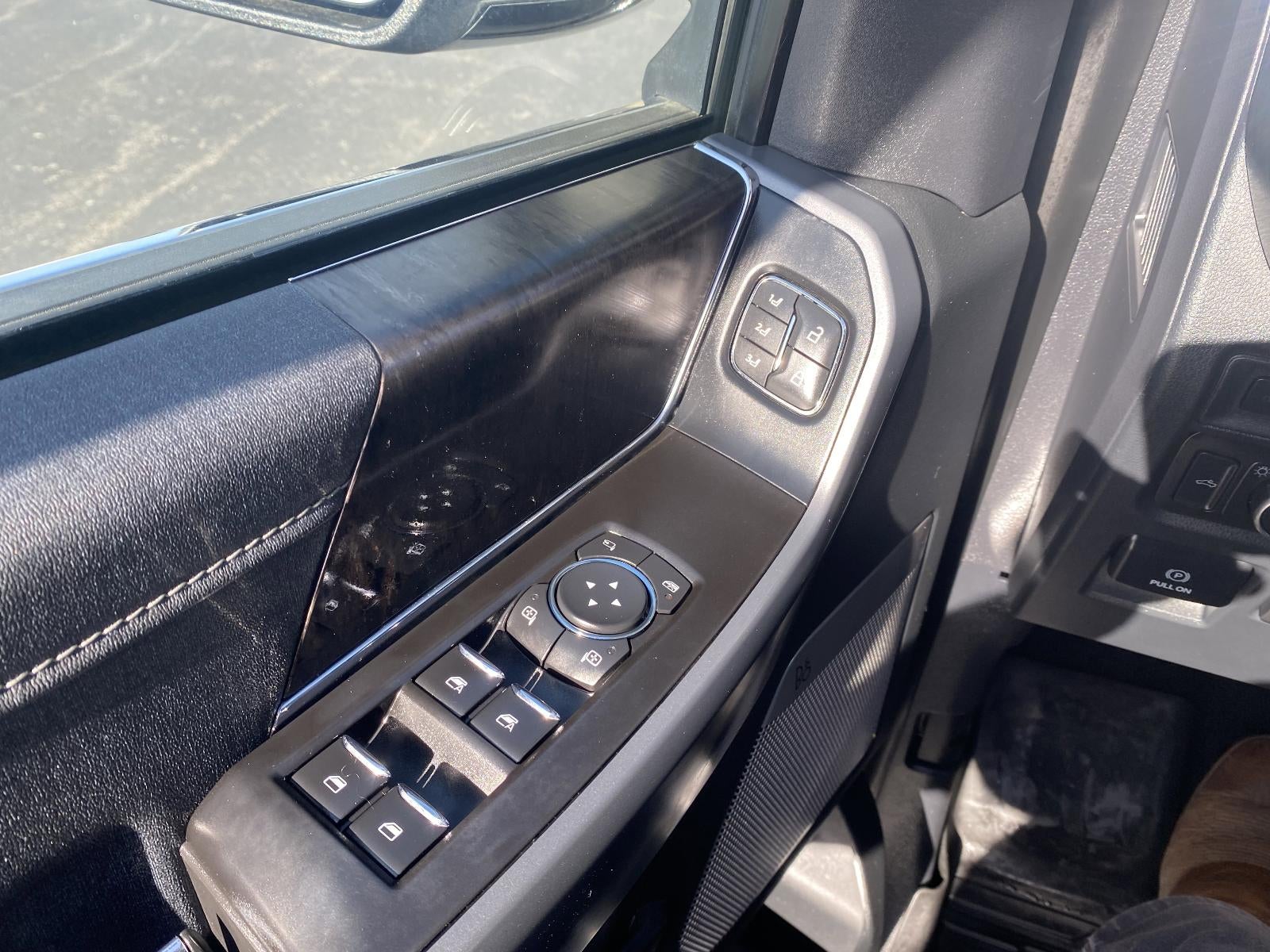 2021 Ford F-150 LARIAT 4WD SuperCrew 5.5' Box