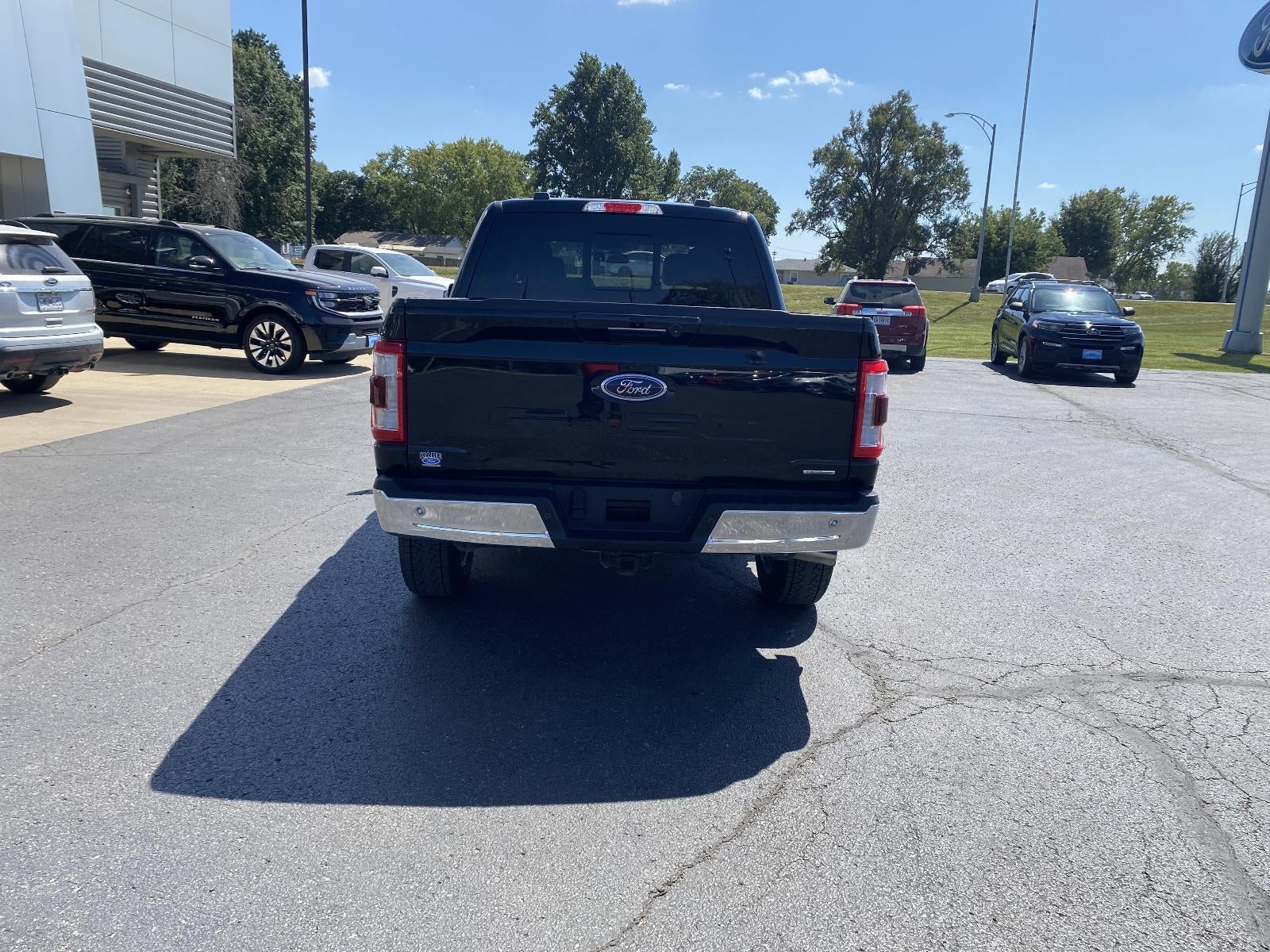 2023 Ford F-150 LARIAT 4WD SuperCrew 5.5' Box