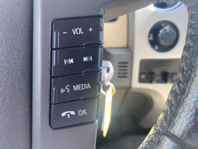 2013 Ford F-150 4WD SuperCrew 5-1/2 Ft Box XLT