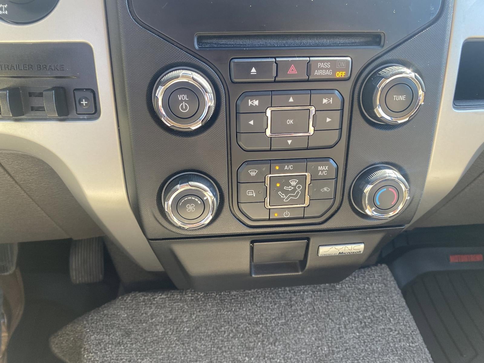 2013 Ford F-150 4WD SuperCrew 5-1/2 Ft Box XLT