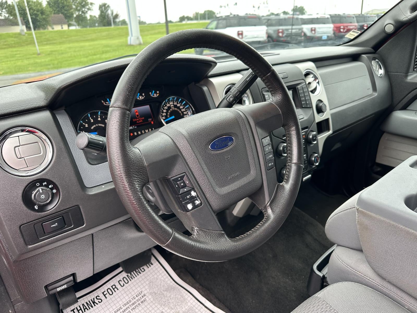 2014 Ford F-150 4WD SuperCrew 5-1/2 Ft Box XLT
