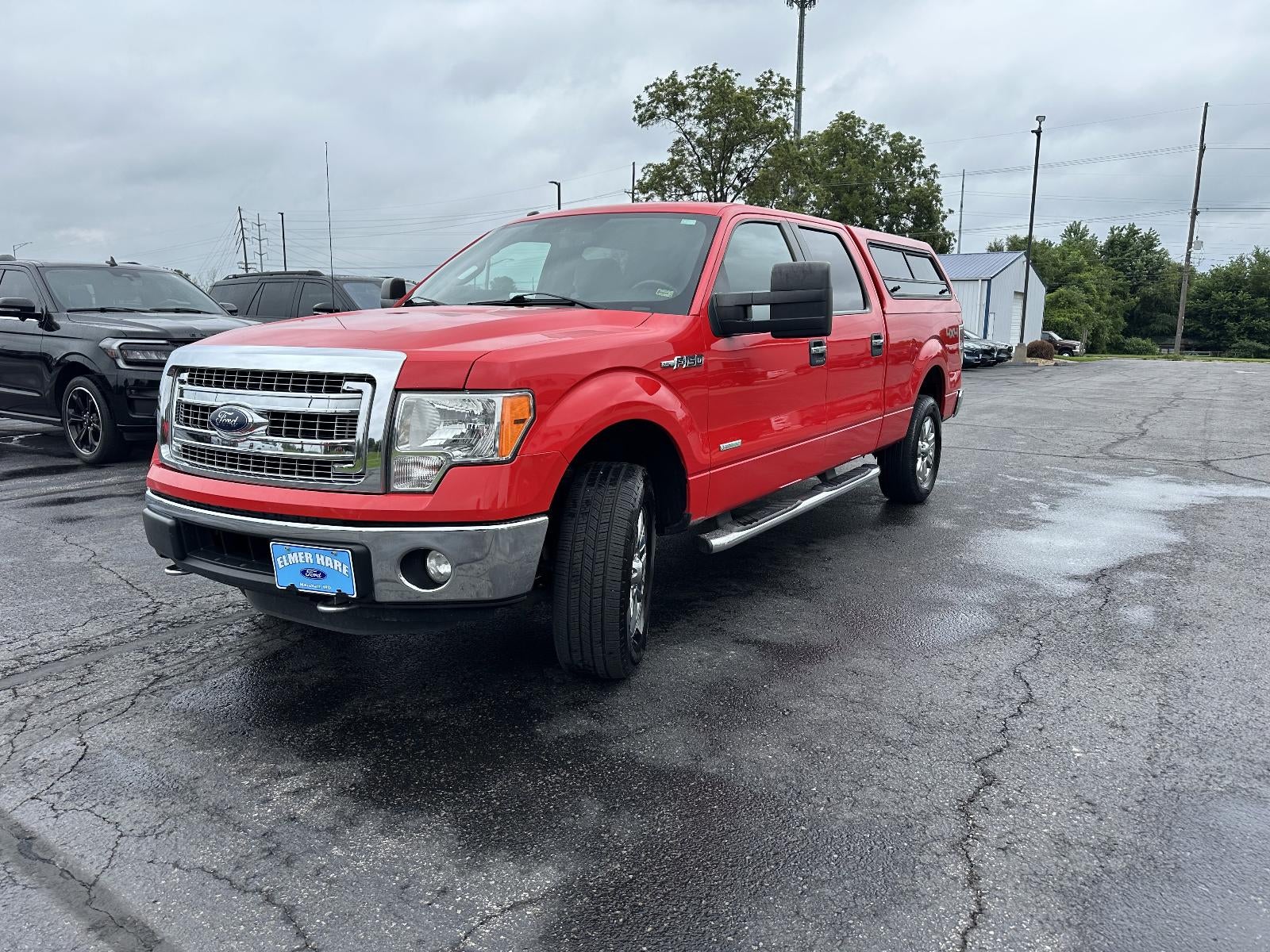 2014 Ford F-150 4WD SuperCrew 5-1/2 Ft Box XLT