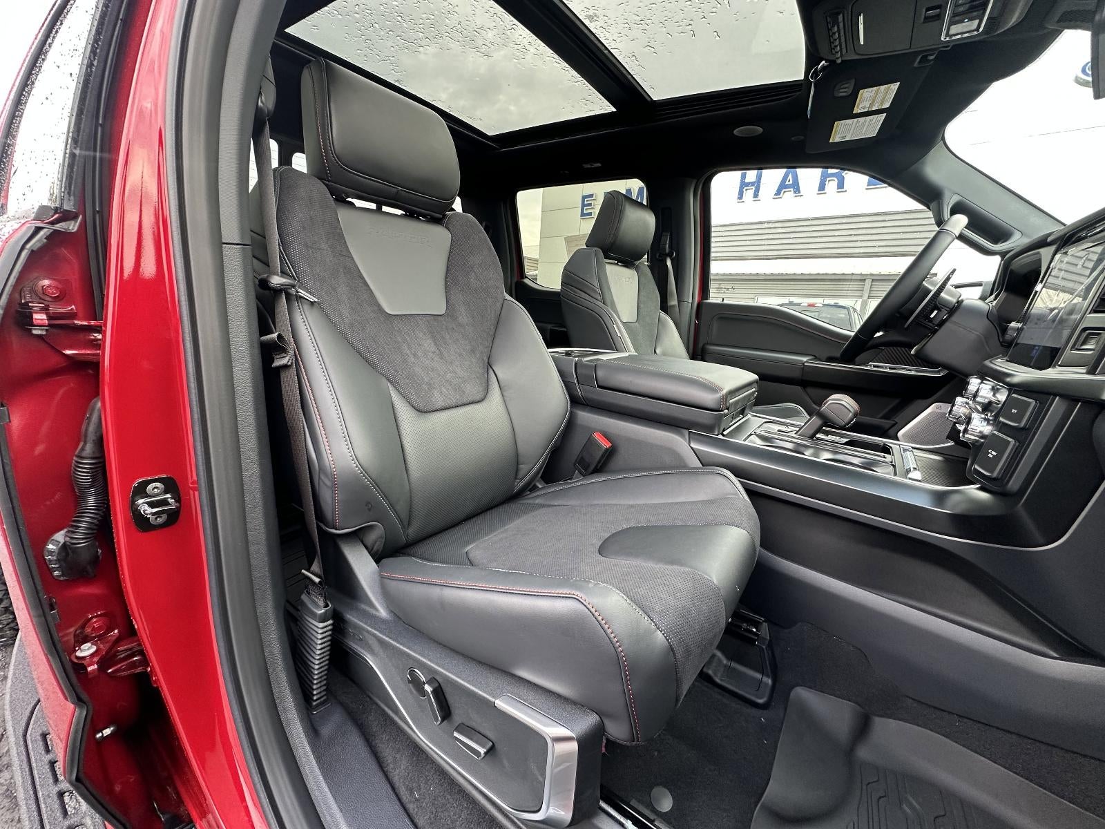 2025 Ford F-150 Raptor 4WD SuperCrew 5.5' Box