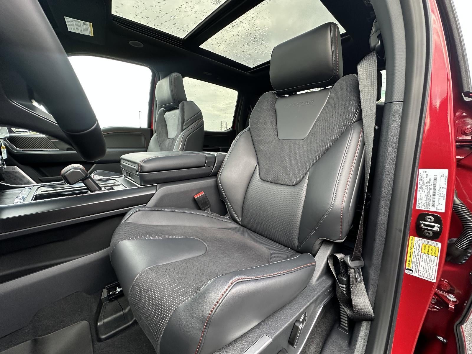 2025 Ford F-150 Raptor 4WD SuperCrew 5.5' Box