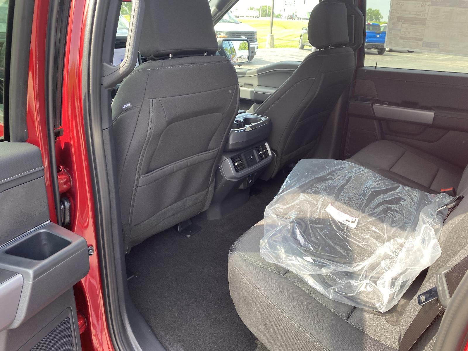 2026 Ford F-150 XLT 4WD SuperCrew 5.5' Box