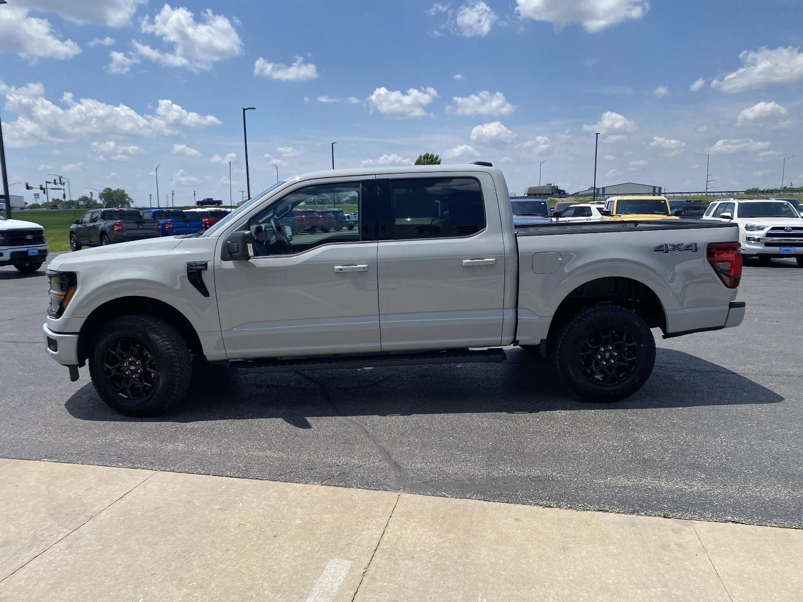 2026 Ford F-150 XLT 4WD SuperCrew 5.5' Box