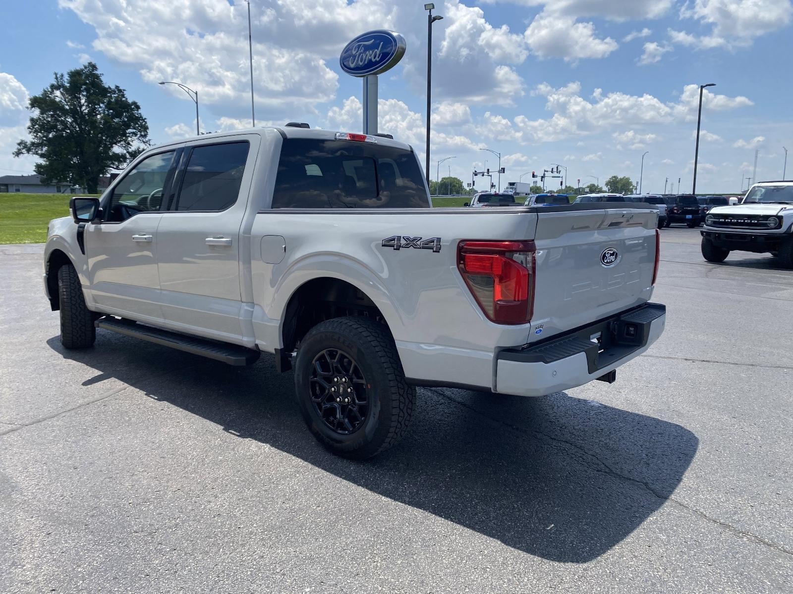 2026 Ford F-150 XLT 4WD SuperCrew 5.5' Box