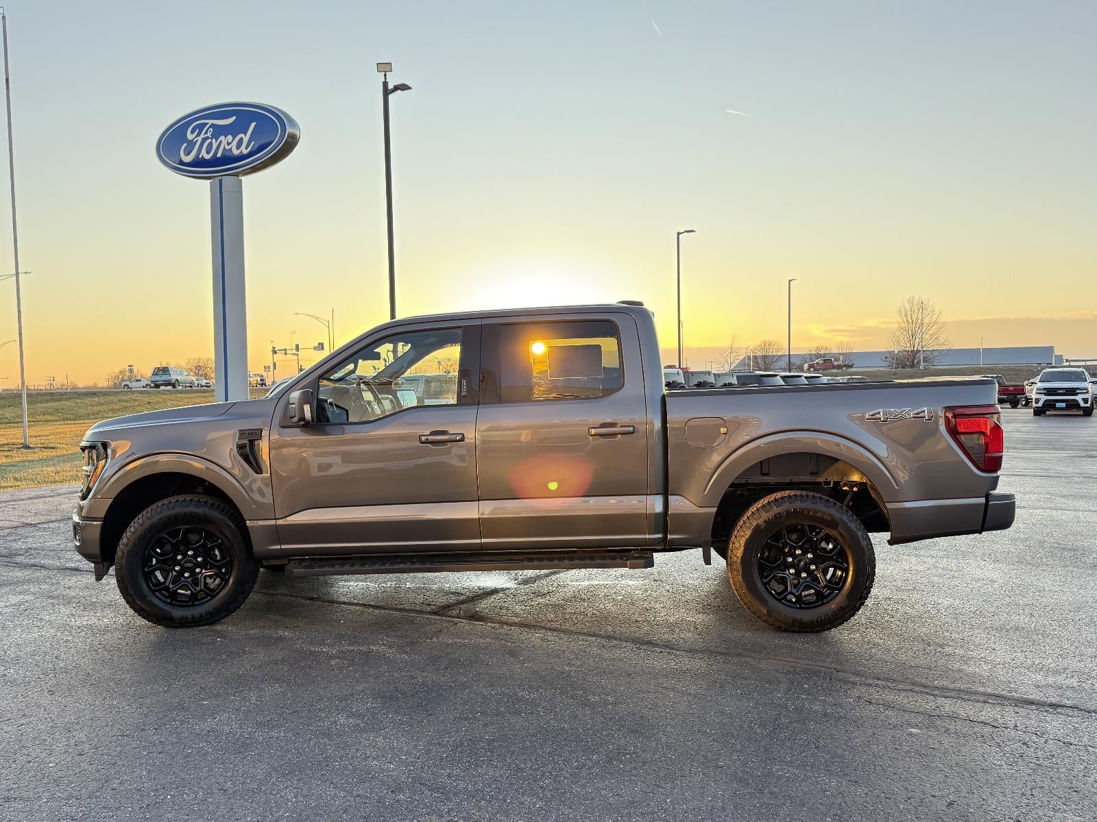 2026 Ford F-150 XLT 4WD SuperCrew 5.5' Box