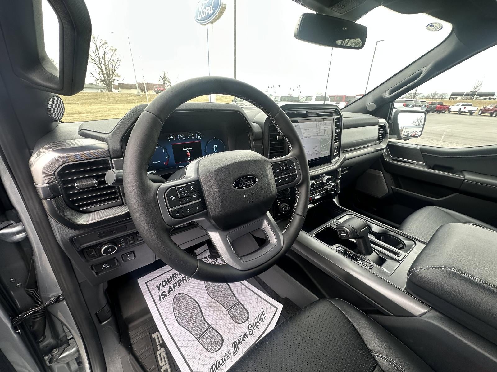 2025 Ford F-150 LARIAT 4WD SuperCrew 5.5' Box