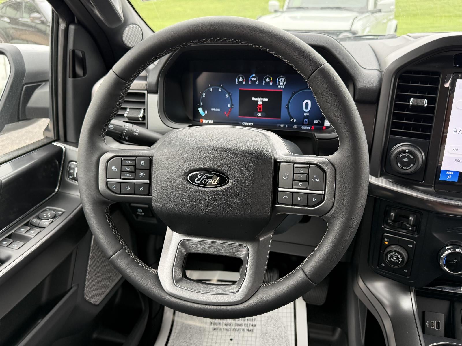 2026 Ford F-150 LARIAT 4WD SuperCrew 5.5' Box