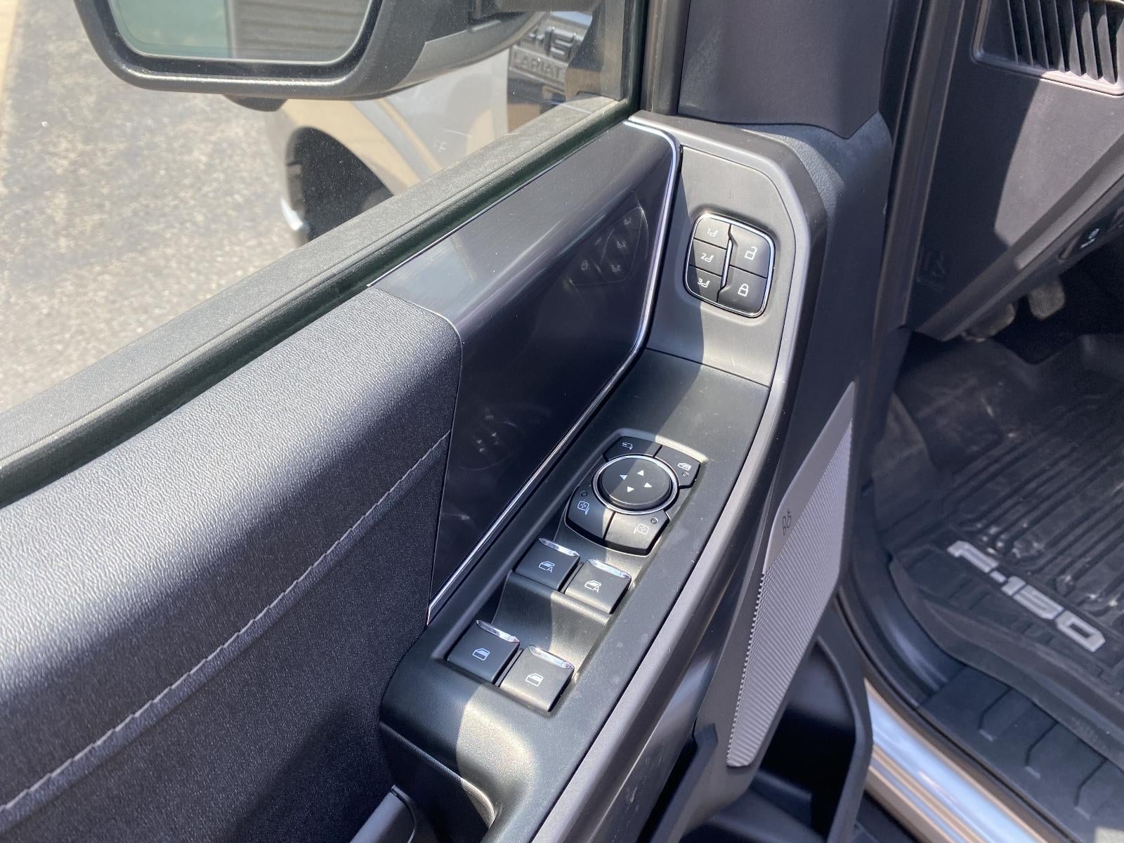 2025 Ford F-150 LARIAT 4WD SuperCrew 5.5' Box