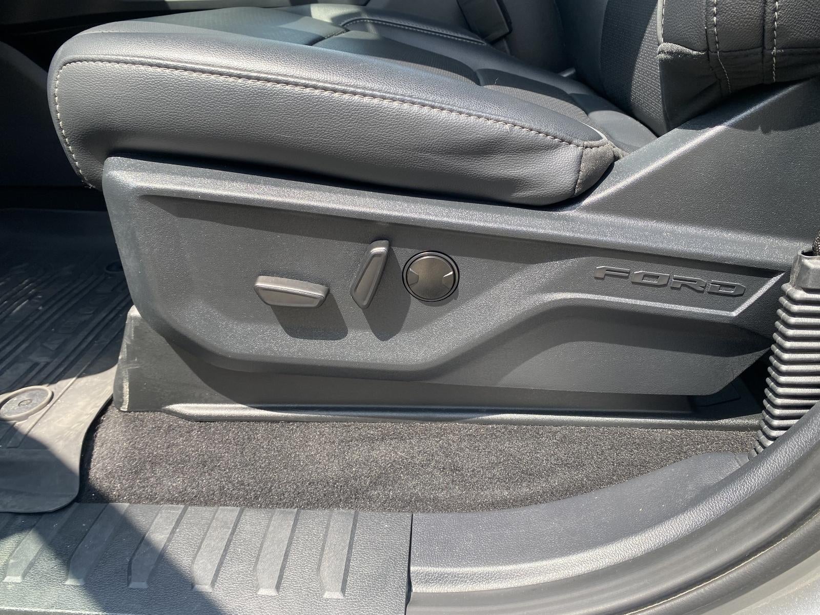 2025 Ford F-150 LARIAT 4WD SuperCrew 5.5' Box