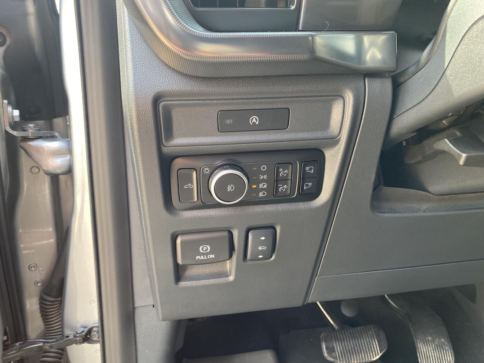 2025 Ford F-150 LARIAT 4WD SuperCrew 5.5' Box