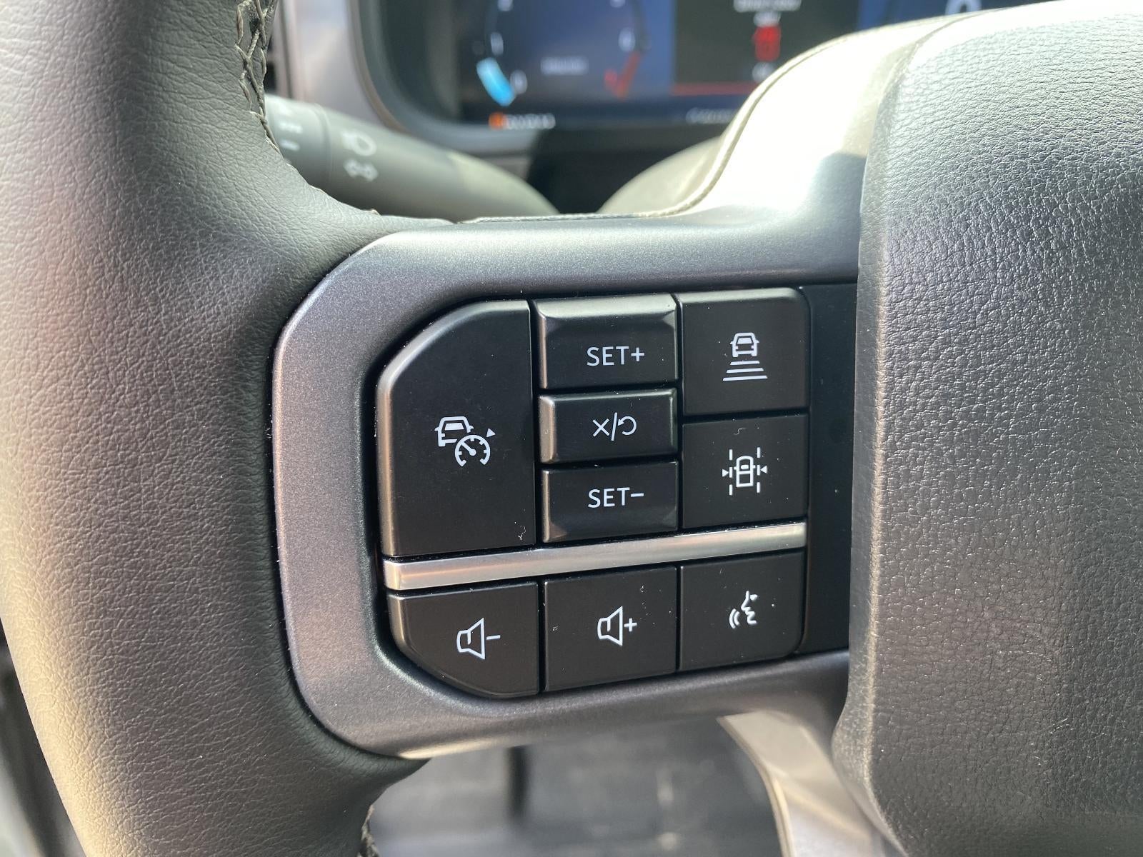 2025 Ford F-150 LARIAT 4WD SuperCrew 5.5' Box