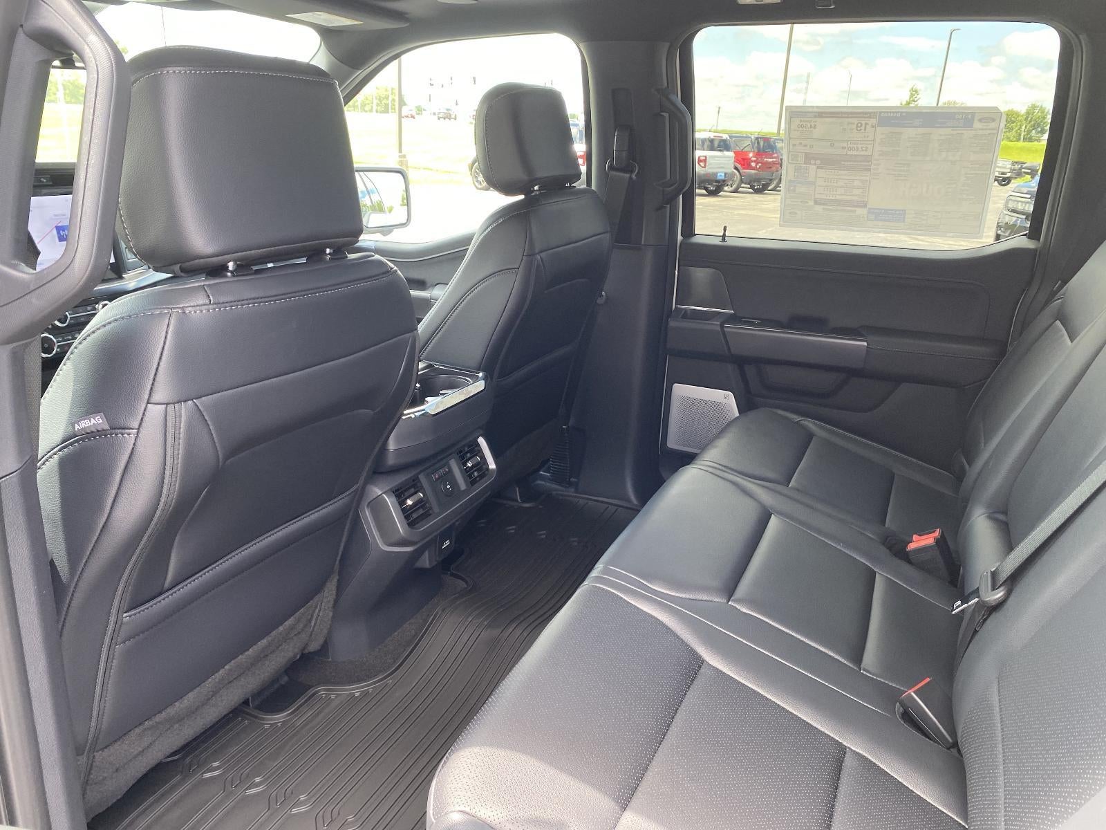 2026 Ford F-150 LARIAT 4WD SuperCrew 5.5' Box