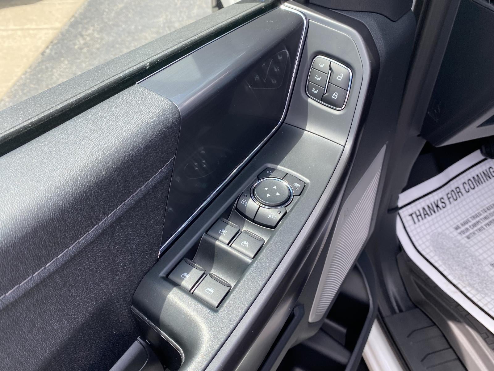 2026 Ford F-150 LARIAT 4WD SuperCrew 5.5' Box