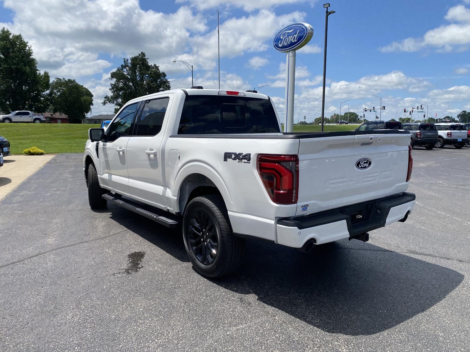 2026 Ford F-150 LARIAT 4WD SuperCrew 5.5' Box