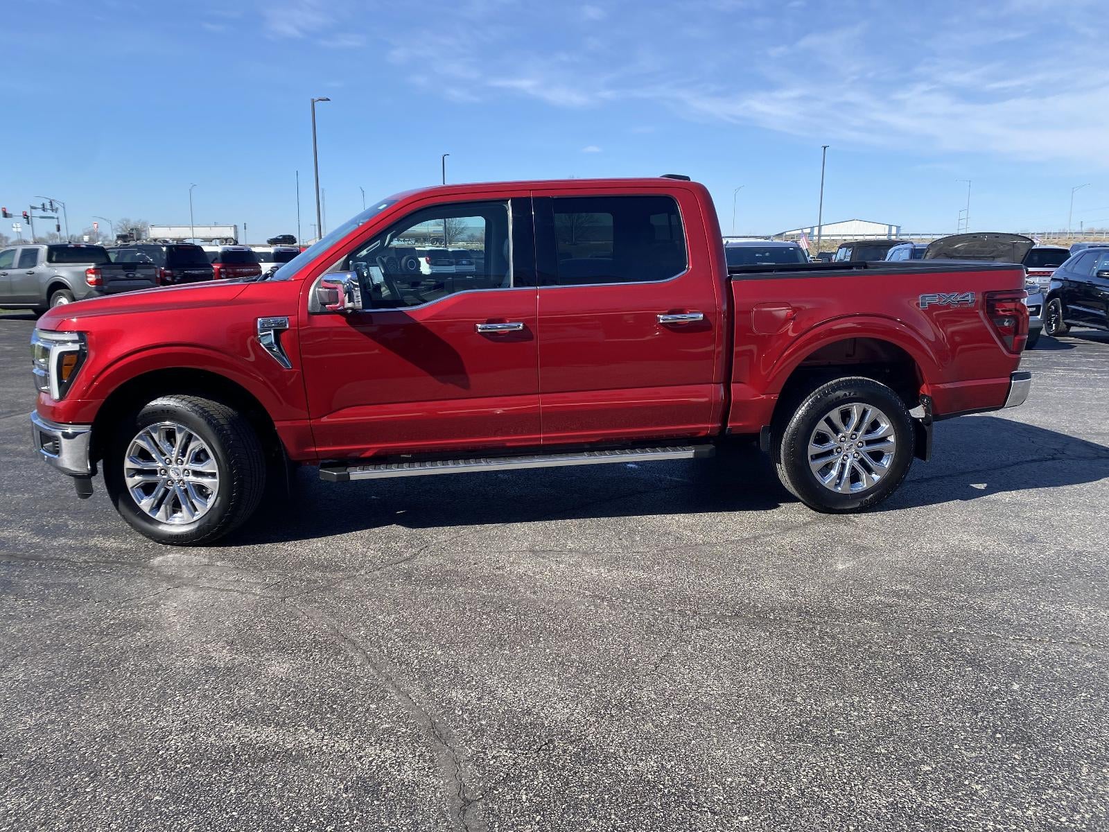 2025 Ford F-150 LARIAT 4WD SuperCrew 5.5' Box