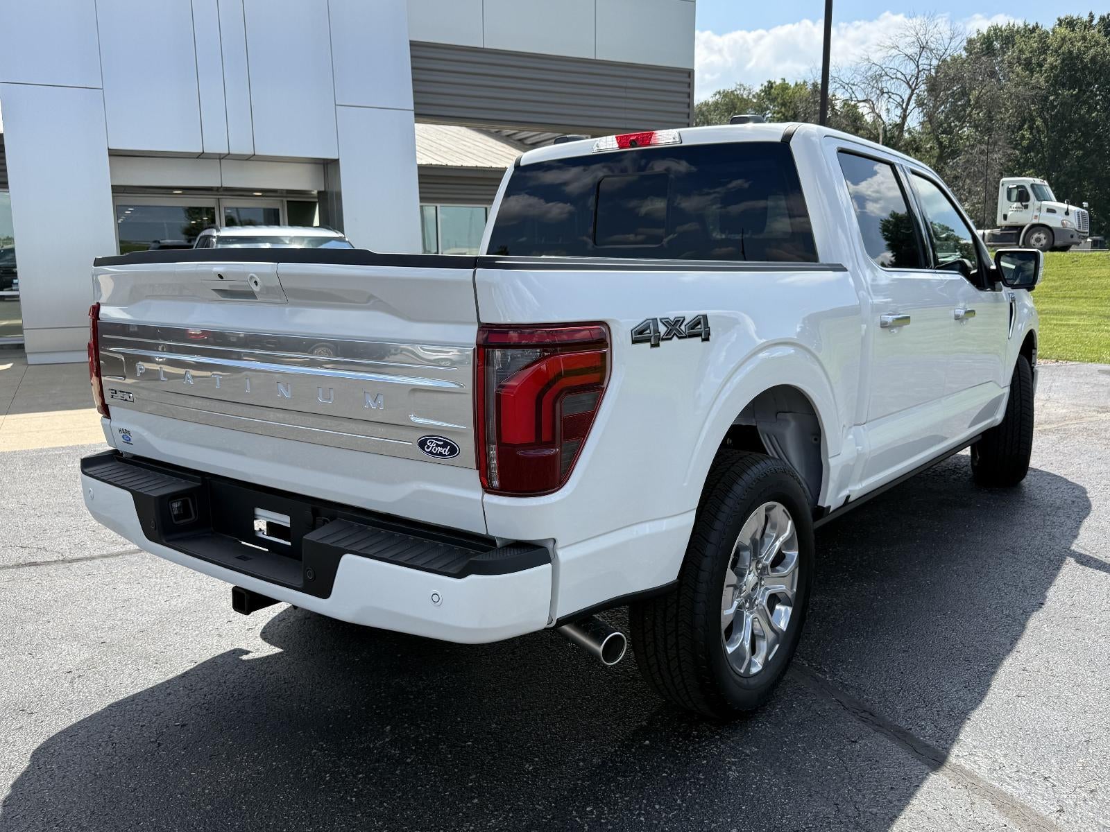 2026 Ford F-150 Platinum 4WD SuperCrew 5.5' Box