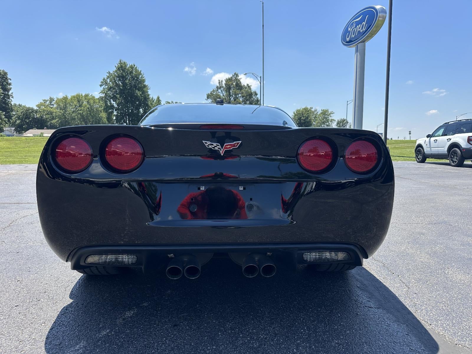 2005 Chevrolet Corvette Base