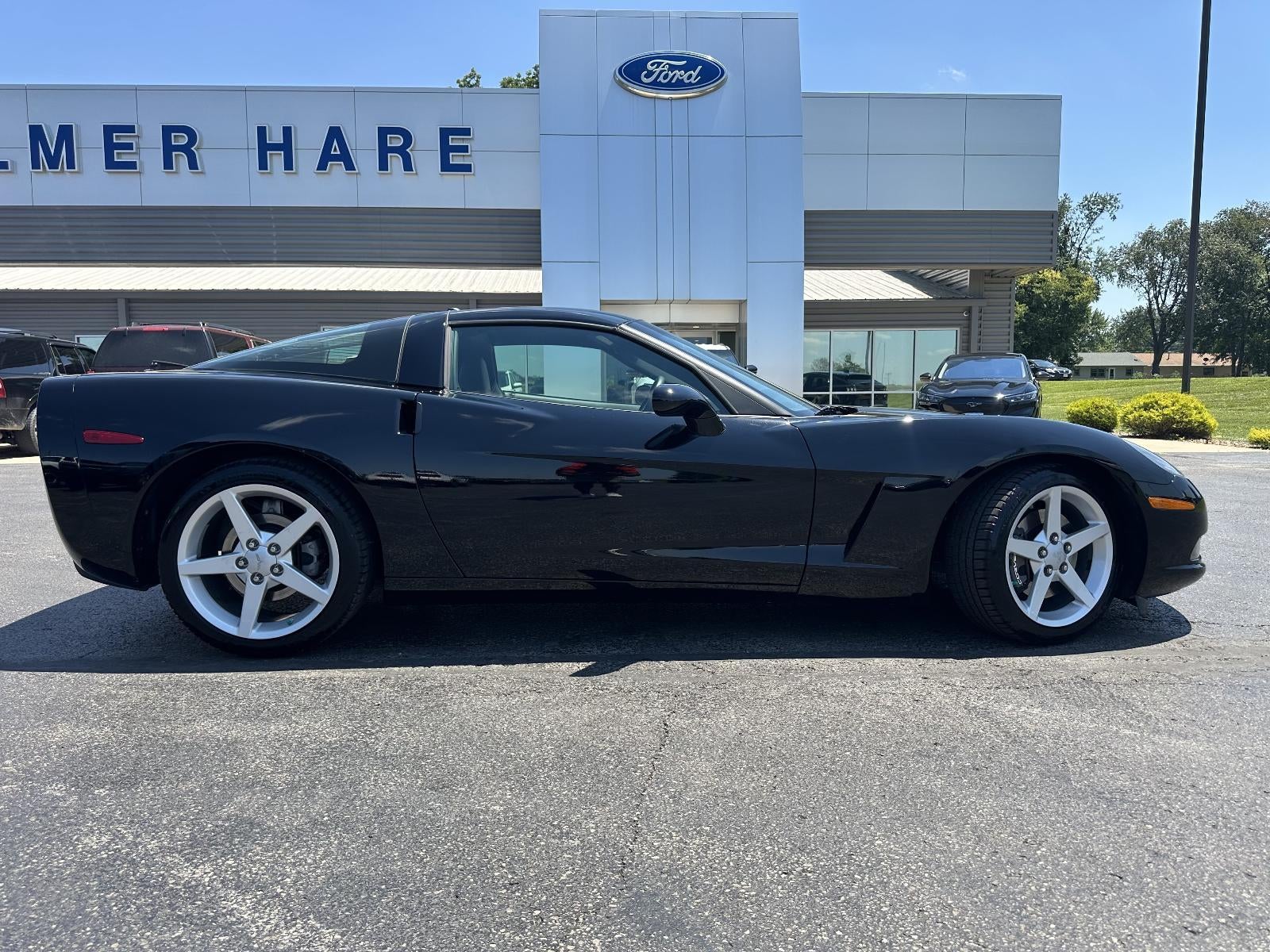 2005 Chevrolet Corvette Base