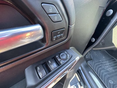 2022 Chevrolet Silverado 2500 HD Crew Cab Standard Box 4-Wheel Drive LTZ