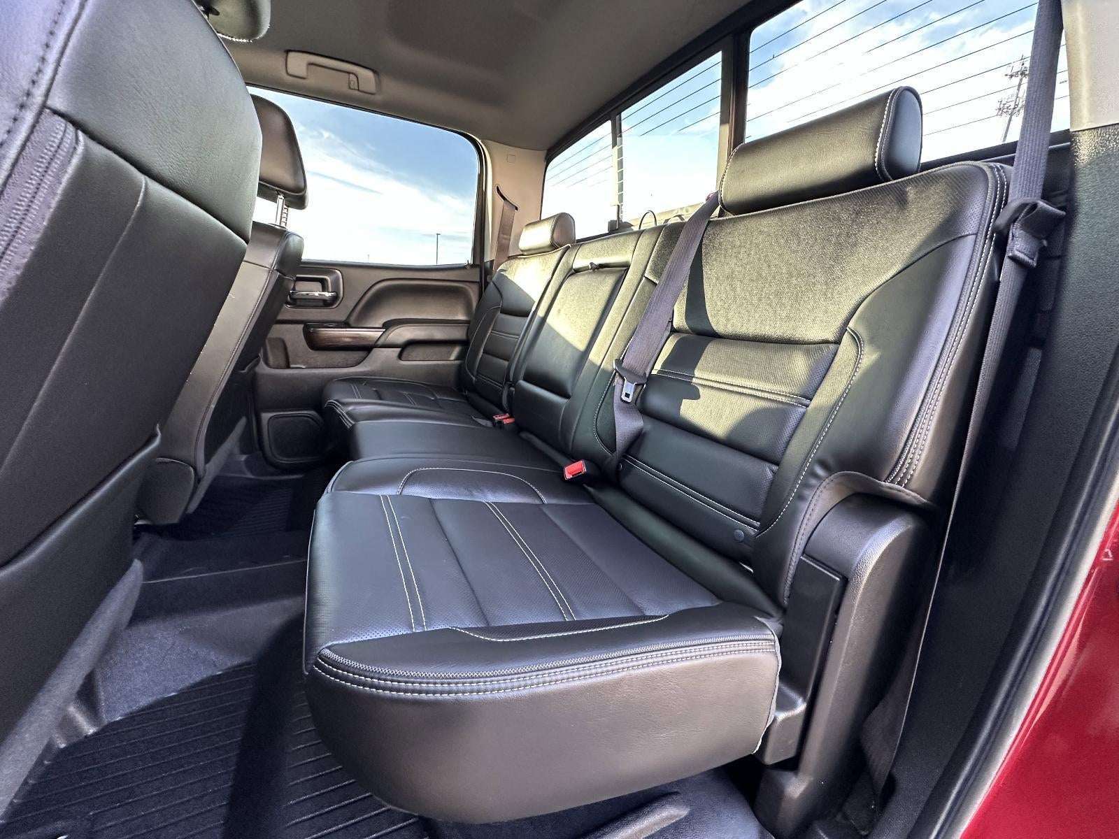 2018 GMC Sierra 2500 HD Crew Cab Standard Box 4-Wheel Drive Denali