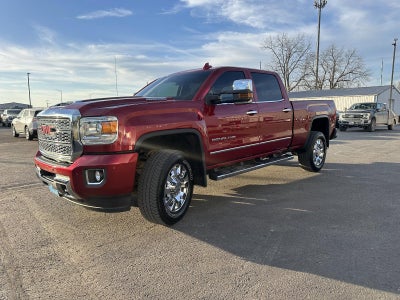 2018 GMC Sierra 2500 HD Crew Cab Standard Box 4-Wheel Drive Denali