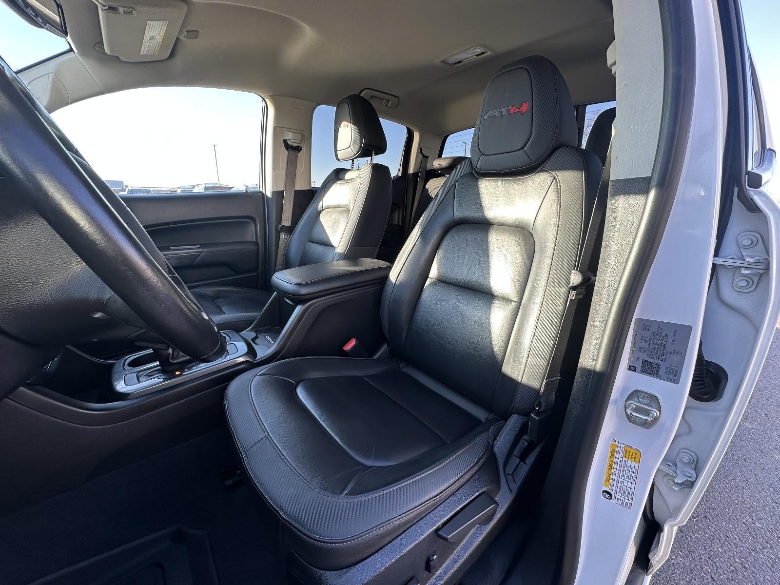 2021 GMC Canyon Crew Cab Short Box 4-Wheel Drive AT4 w/Leather