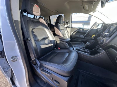 2021 GMC Canyon Crew Cab Short Box 4-Wheel Drive AT4 w/Leather