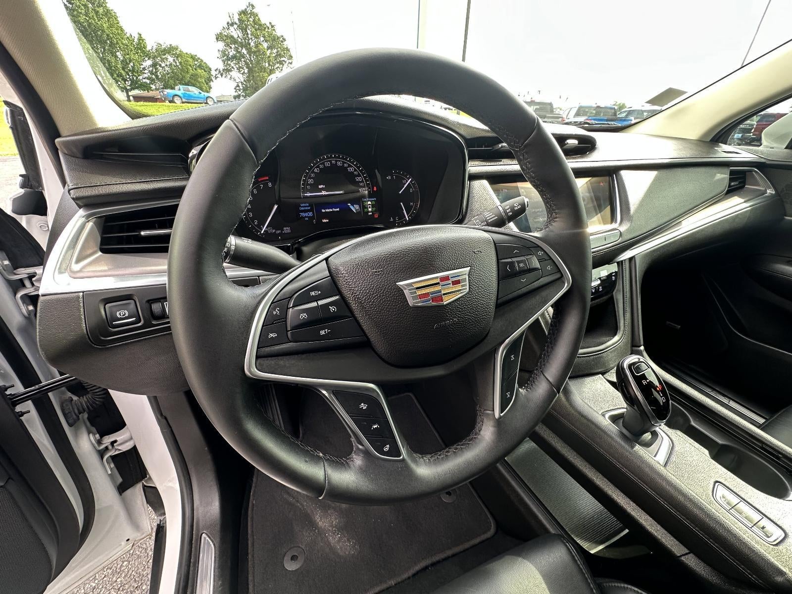 2017 Cadillac XT5 AWD 4dr Premium Luxury