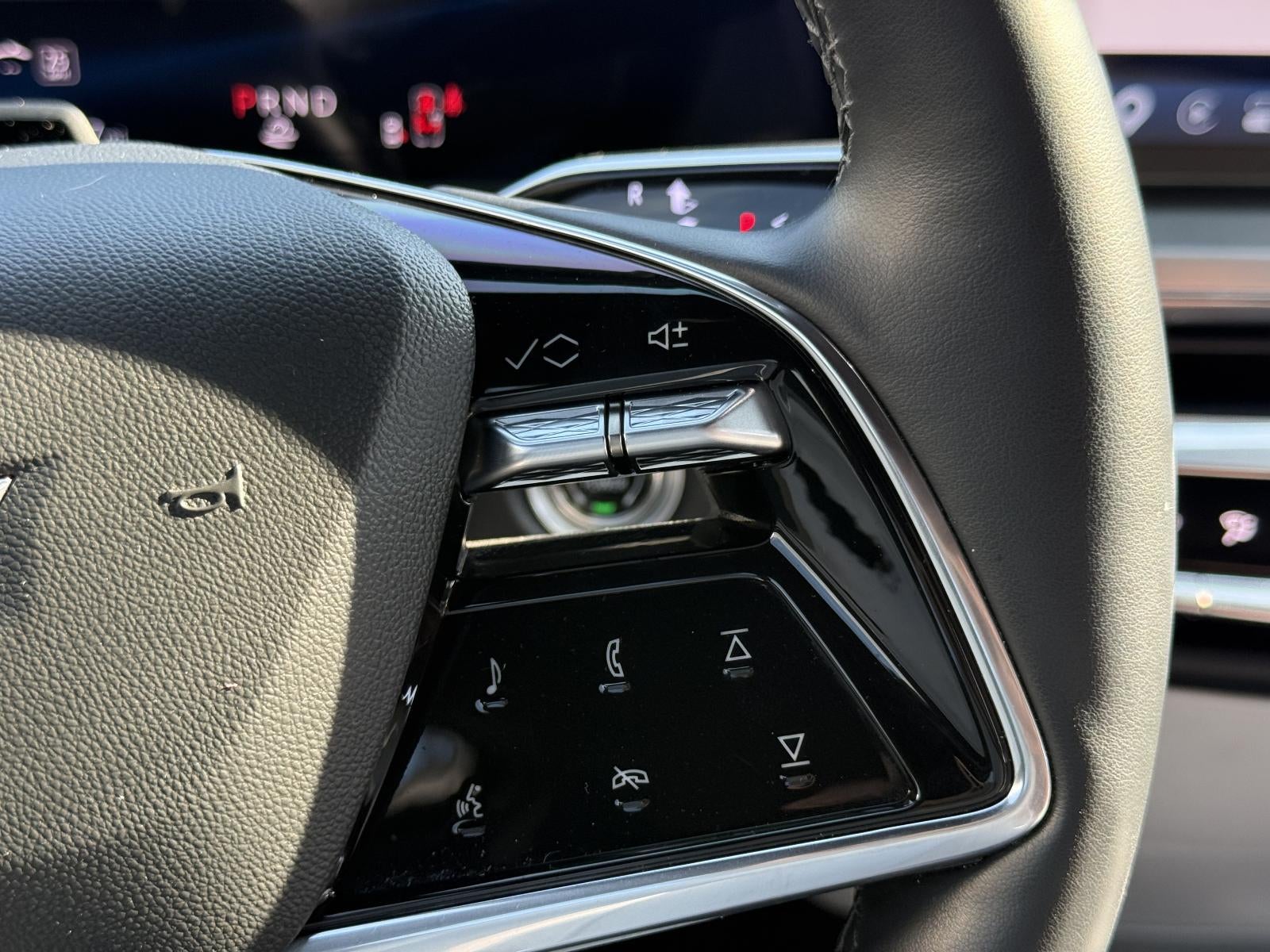 2024 Cadillac LYRIQ 4dr Sport w/1SJ