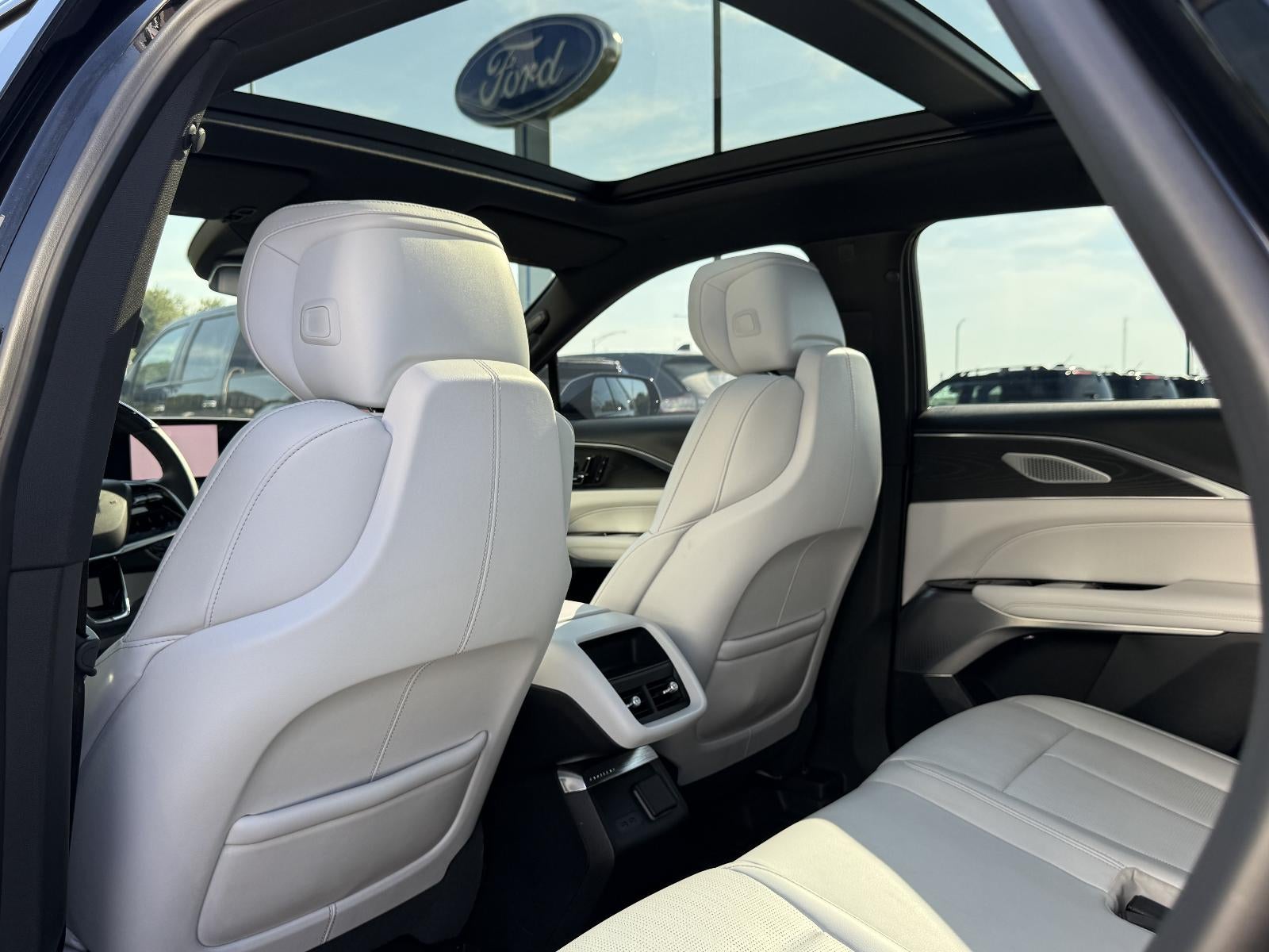 2024 Cadillac LYRIQ 4dr Sport w/1SJ
