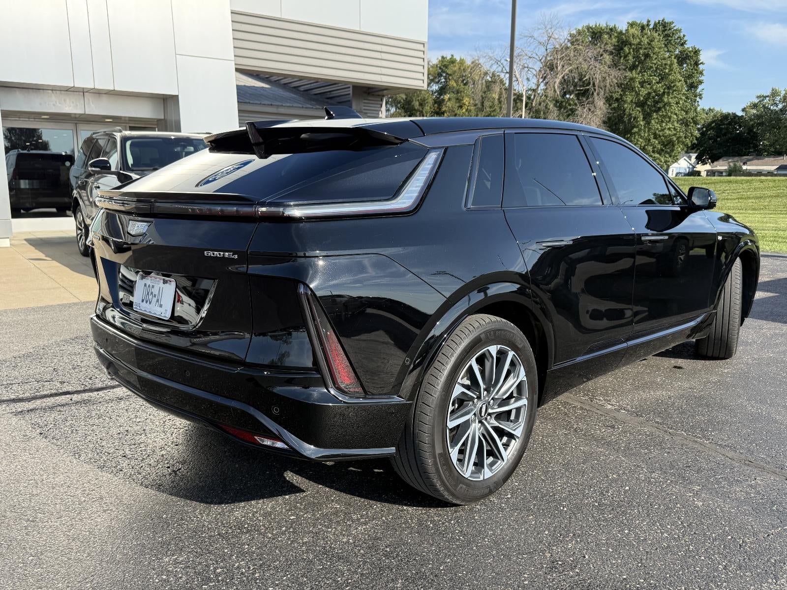 2024 Cadillac LYRIQ 4dr Sport w/1SJ
