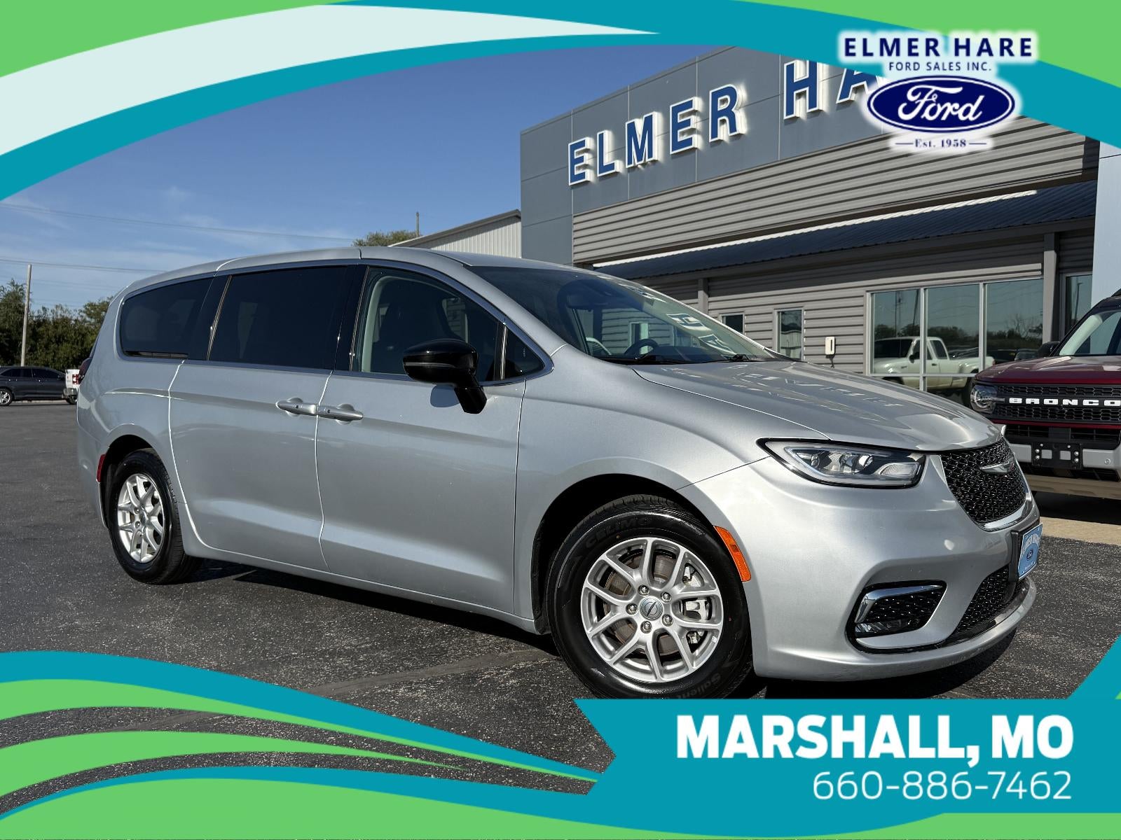 2024 Chrysler Pacifica Touring L