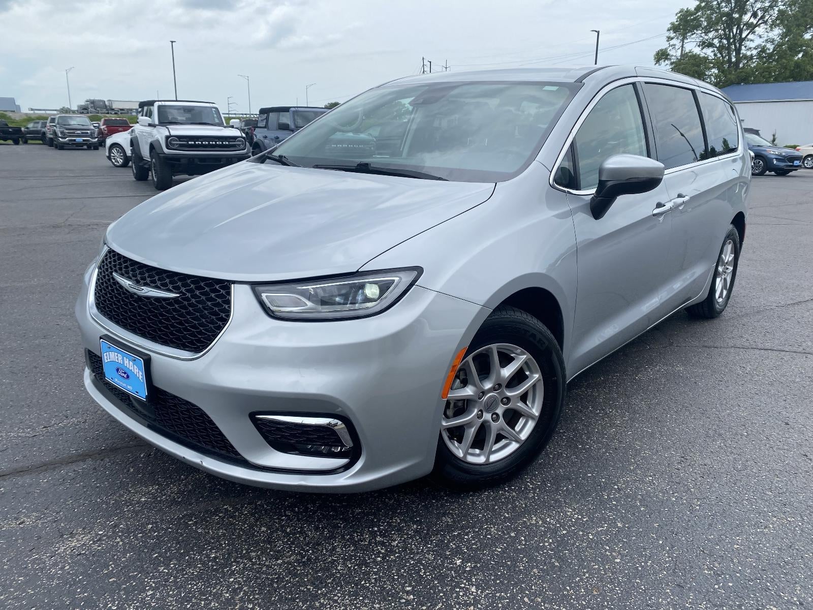 2023 Chrysler Pacifica Touring L FWD