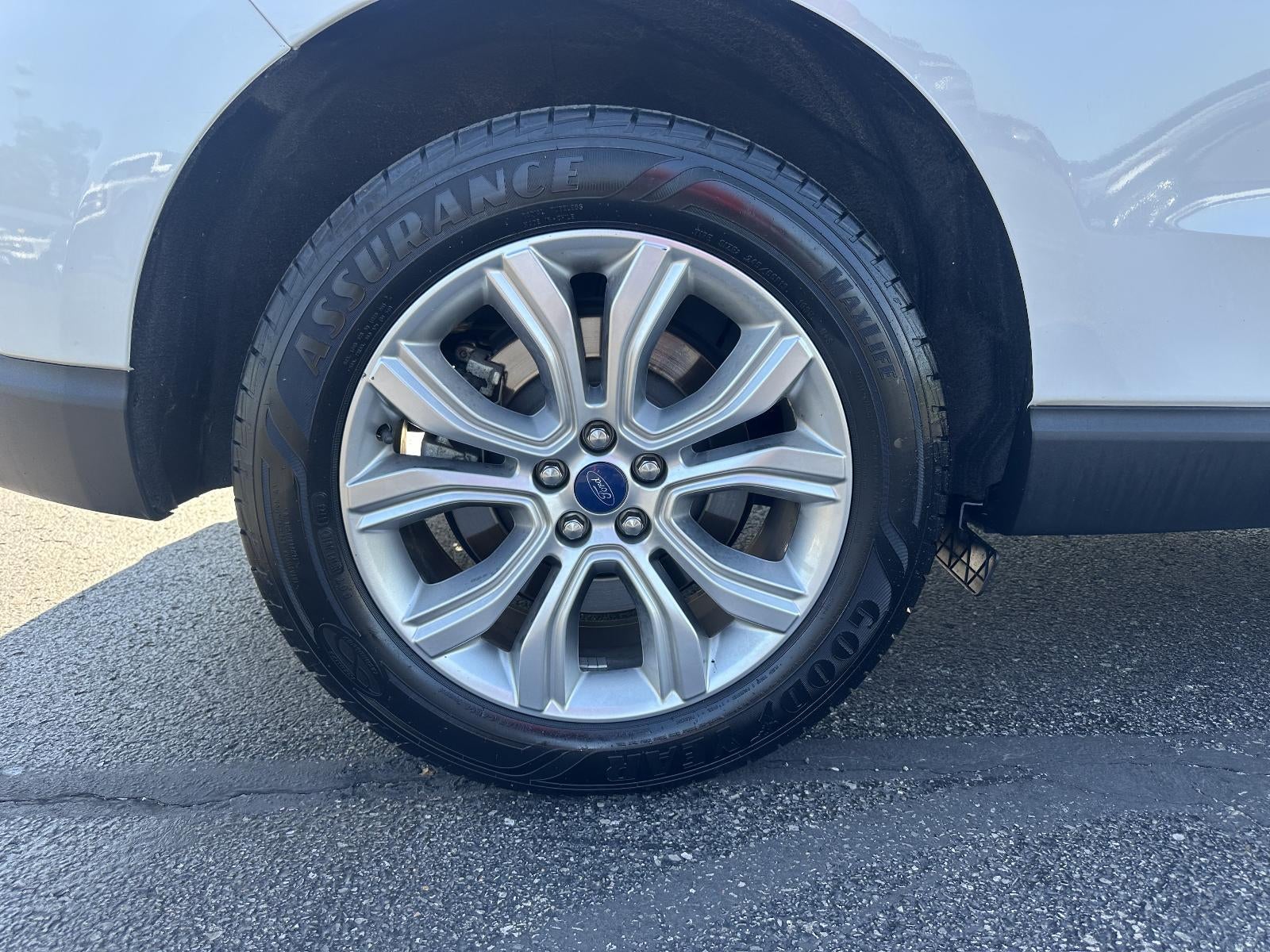 2022 Ford Edge Titanium AWD