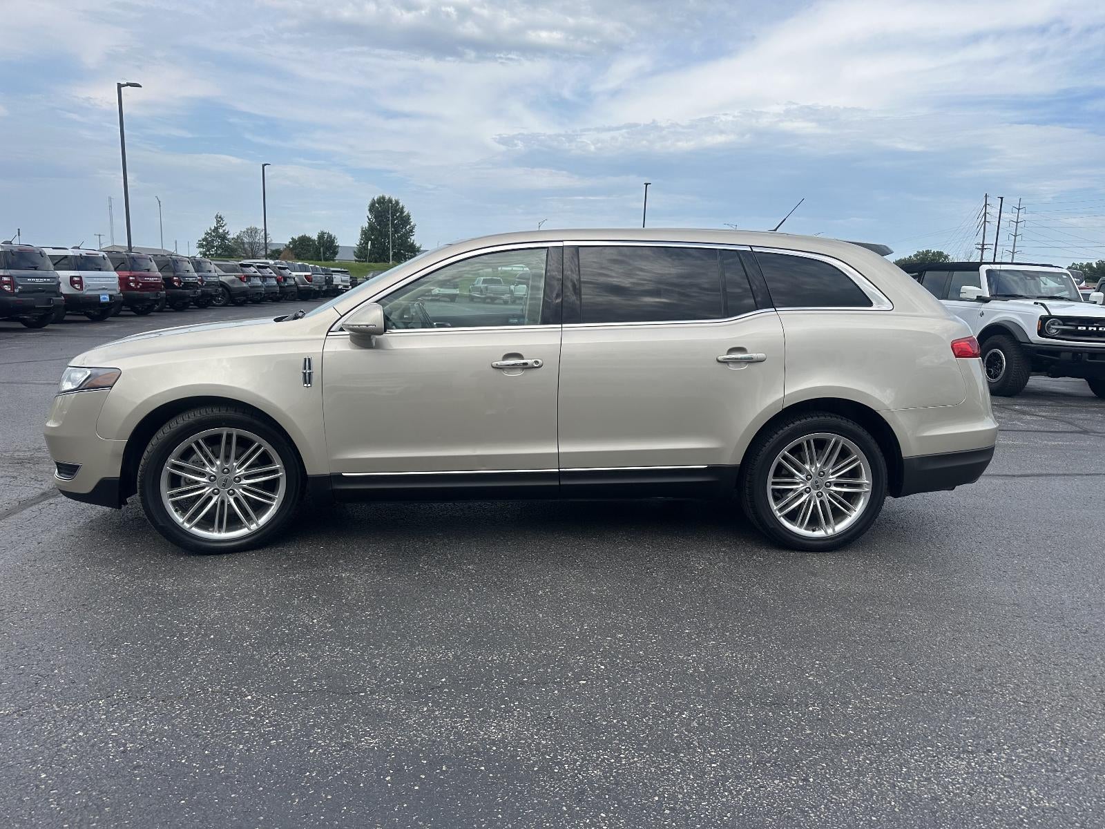 2017 Lincoln MKT 3.5L AWD Elite