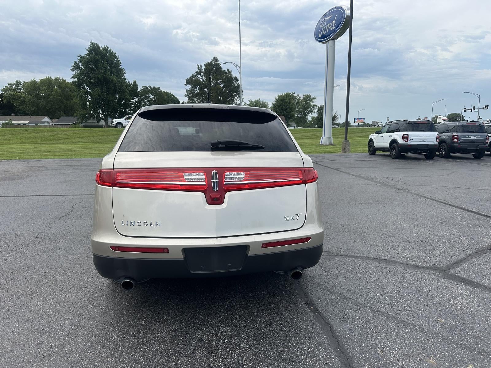 2017 Lincoln MKT 3.5L AWD Elite